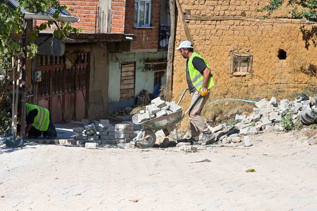 Büyükşehir’den Müşküle’ye altyapı ve üstyapı hamlesi 22 Bülten Medya -