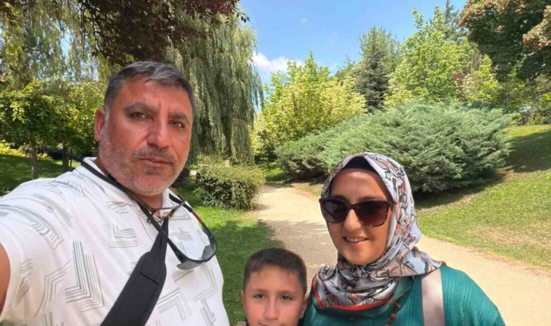 Çanakkale’de böcek ilacından zehirlendiği iddia edilen Yusuf Talha’nın öldüğü olayda 2 şüpheli tutuklandı Çanakkale’de iddiaya göre komşularının evini böceklere karşı yaptırdığı ilaçlama sonrası