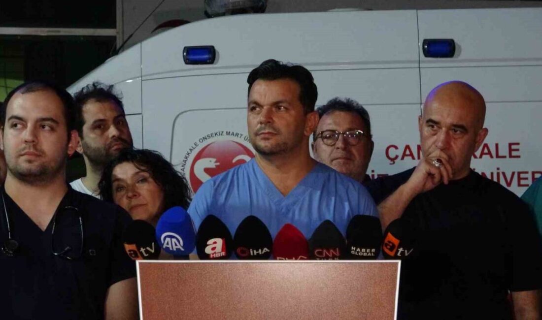 Çanakkale’de kalp krizi geçiren Cem Yılmaz anjiyo oldu, 2 gün hastanede kalacak Çanakkale’nin Ayvacık ilçesine bağlı Paşaköy köyündeki yazlık evinde akşamüstü kalp