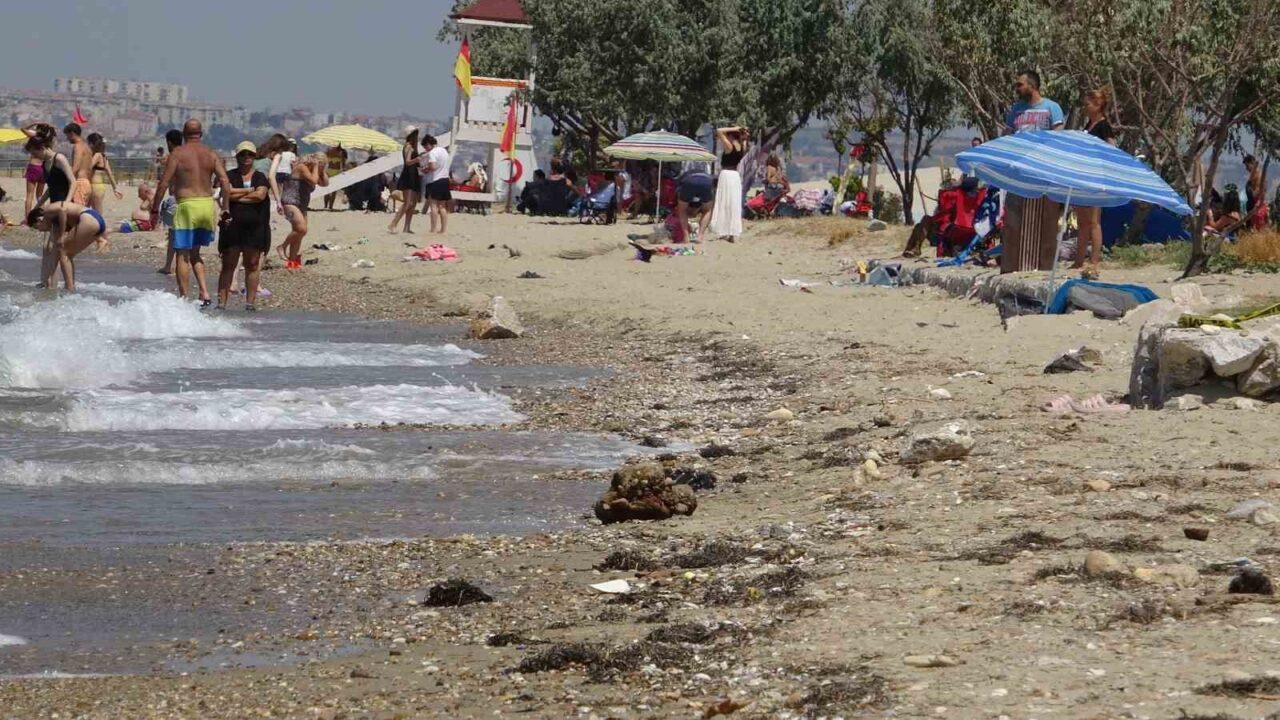 Çanakkale’de plajda savaştan kalma olduğu değerlendirilen askeri mühimmat bulundu 28 Bülten Medya -