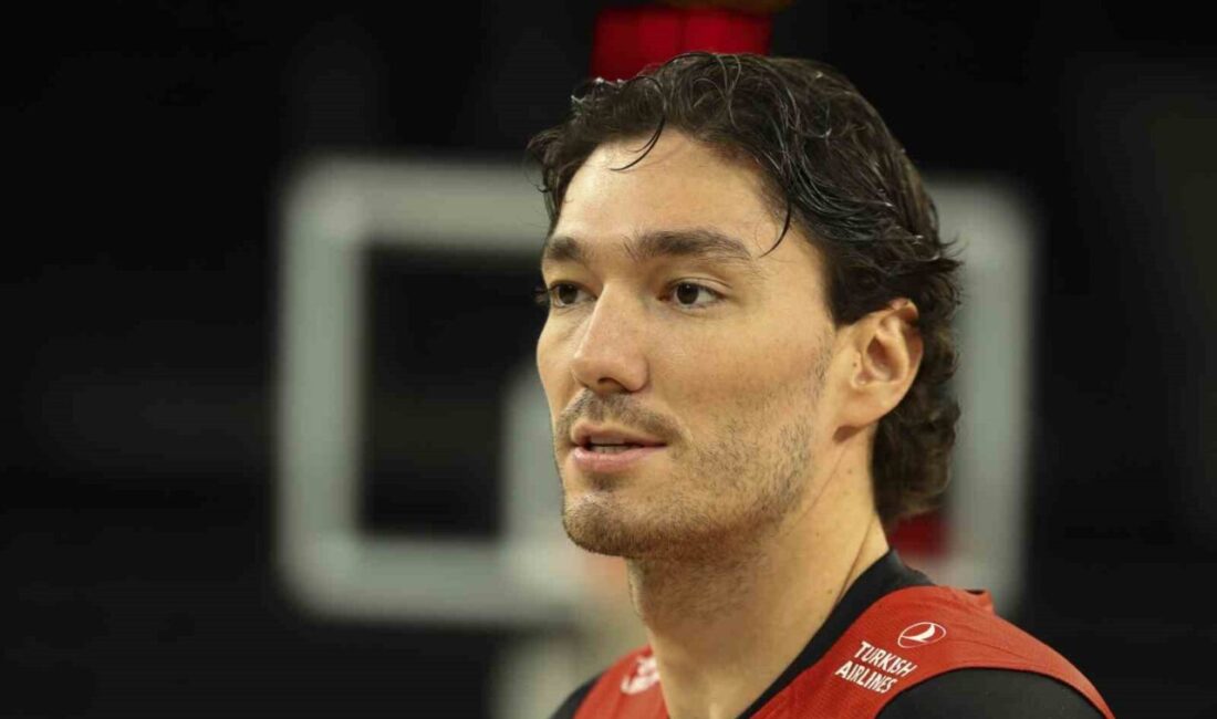 A Milli Erkek Basketbol Takımı kaptanı Cedi Osman, Litvanya maçıyla