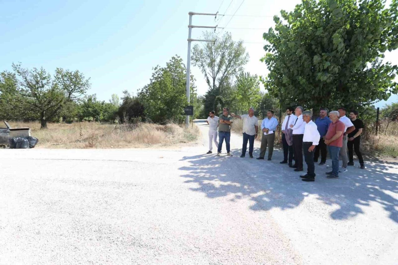 Cerrah’ta Veysel Karani Caddesine sathi kaplama yapıldı 19 Bülten Medya -