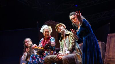 64. Uluslararası Bursa Festivali kapsamında sahnelenen Molière'in ölümsüz eseri 'Cimri',