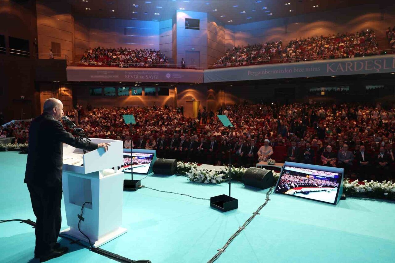 Cumhurbaşkanı Erdoğan: "Müslümanlar olarak başkalarına umut bağlamakla hiçbir yere varamayız" 7 Bülten Medya -