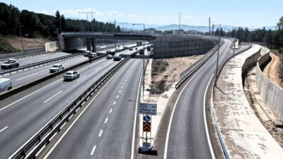Kocaeli Büyükşehir Belediyesince D-130 Karayolu üzerindeki trafik yoğunluğunu azaltmak amacıyla