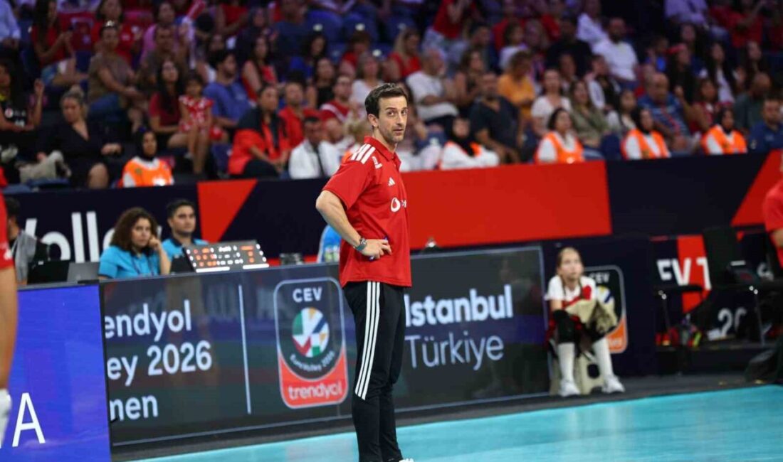 Daniele Santarelli: “Macaristan maçına çok yanlış yaklaştık” A Milli Kadın Voleybol Takımı Başantrenörü Daniele Santarelli, Macaristan maçı