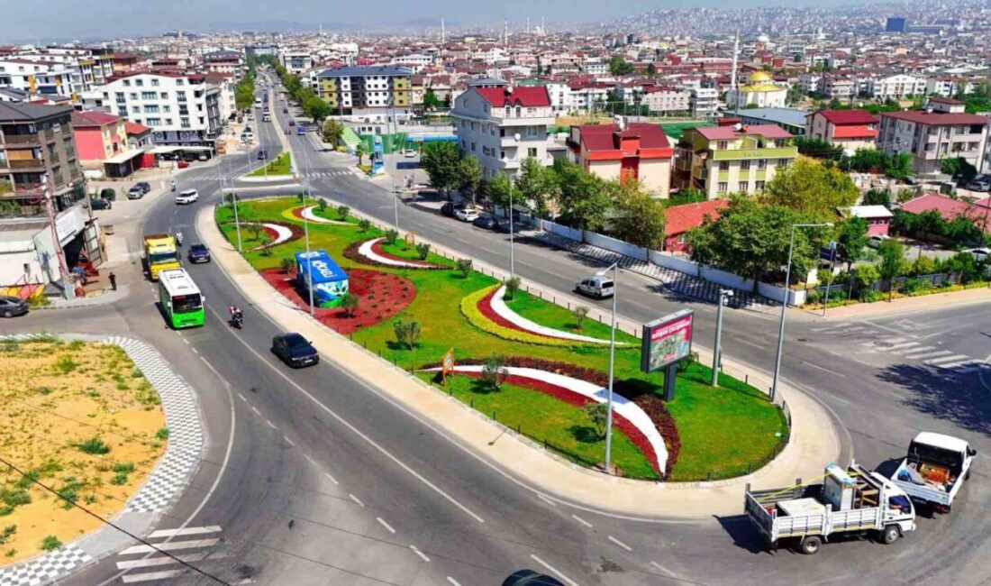 Darıca’daki kavşakta trafik rahatladı, ulaşım hızlandı Darıca’da Tuzla Caddesi ile Battalgazi Caddesi’nin kesişiminde yapılan kavşak düzenlemesiyle
