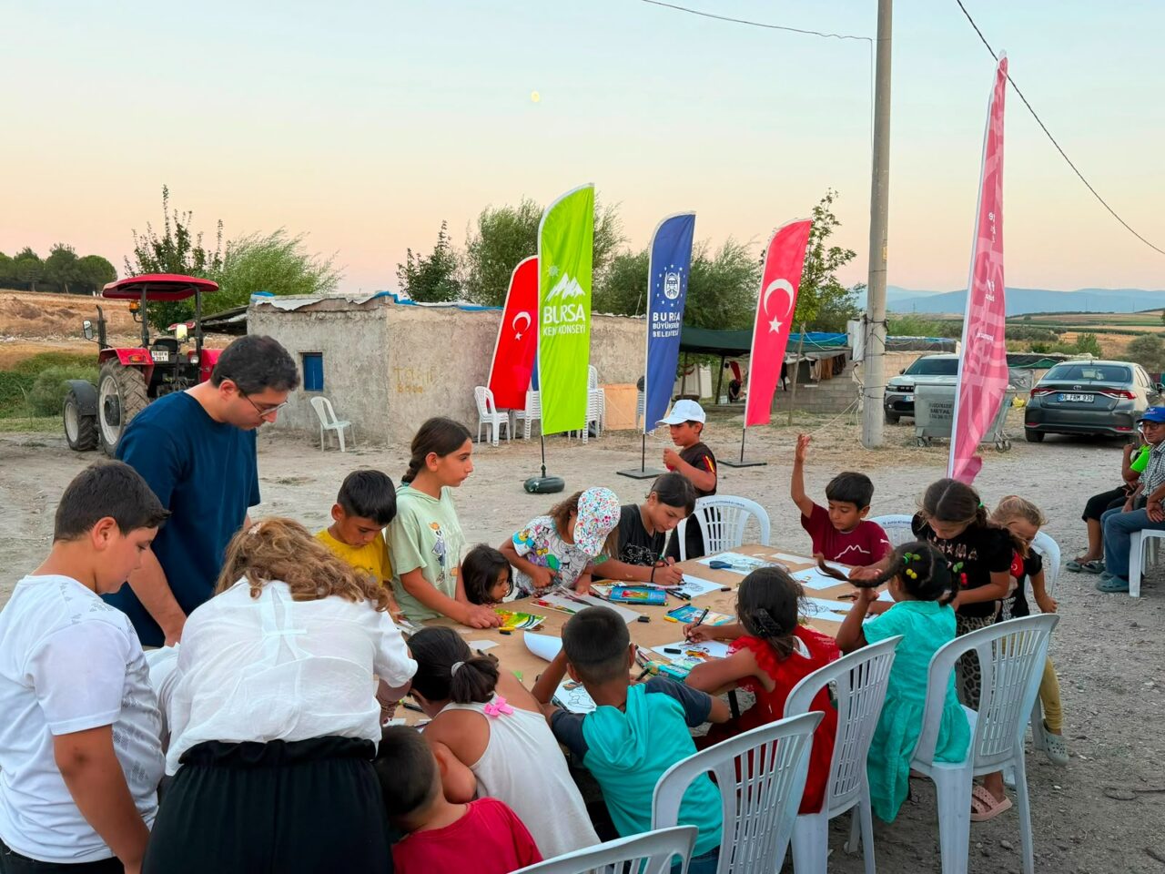 Tarlada emek veren işçilere Büyükşehir desteği 1 Bülten Medya -
