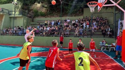 Gölcük’te geleneksel olarak düzenlenen Sokak Basketbolu Turnuvası, 102 takım ve