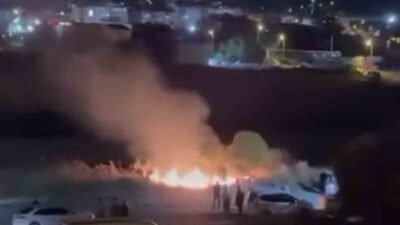 Balıkesir’in Susurluk ilçesinde bir düğünde atılan havai fişekler yol kenarındaki