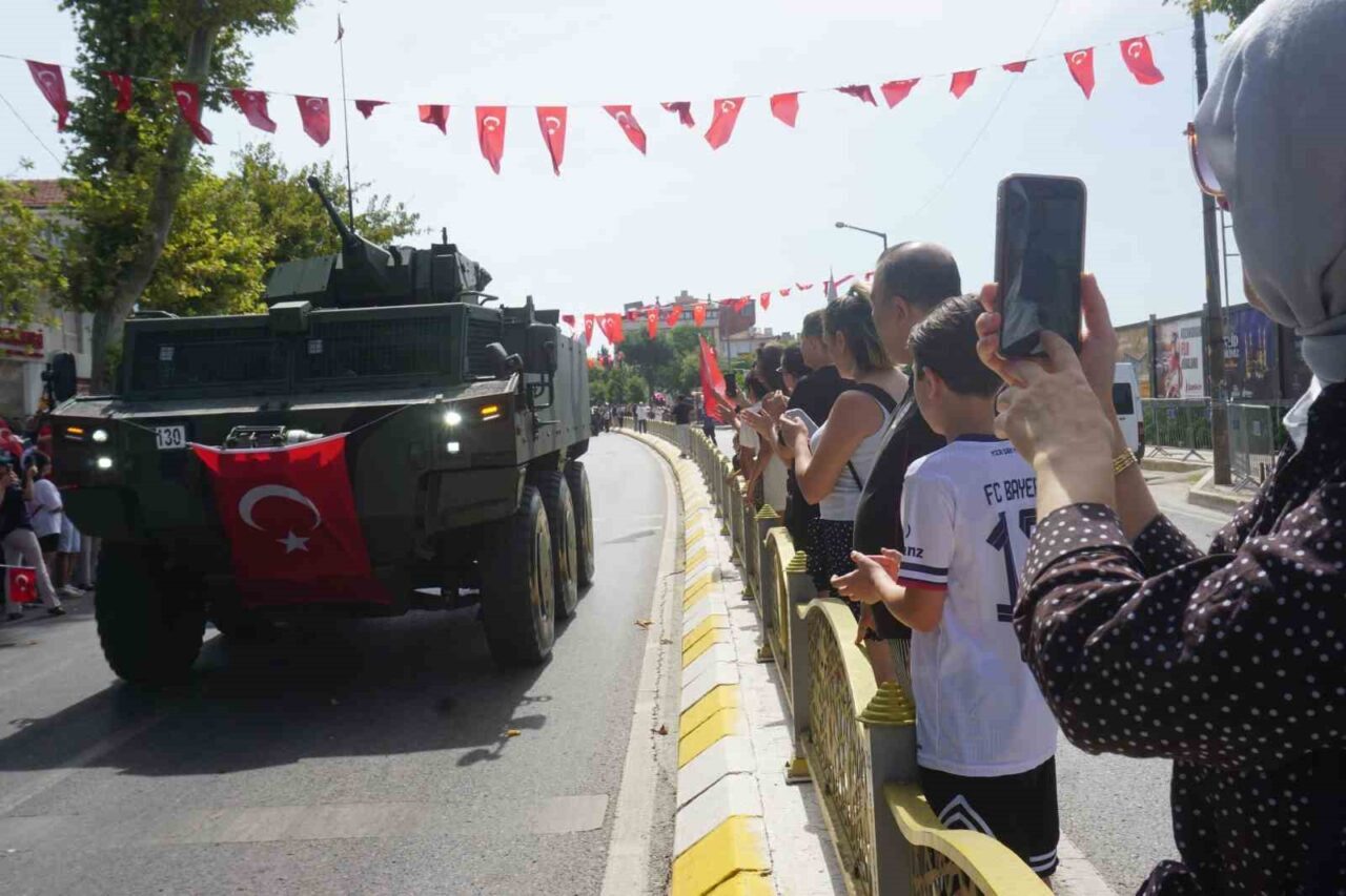 Edirne’de 104 yıllık zaferin gururu Mehmetçikle yeniden yaşandı 16 Bülten Medya -