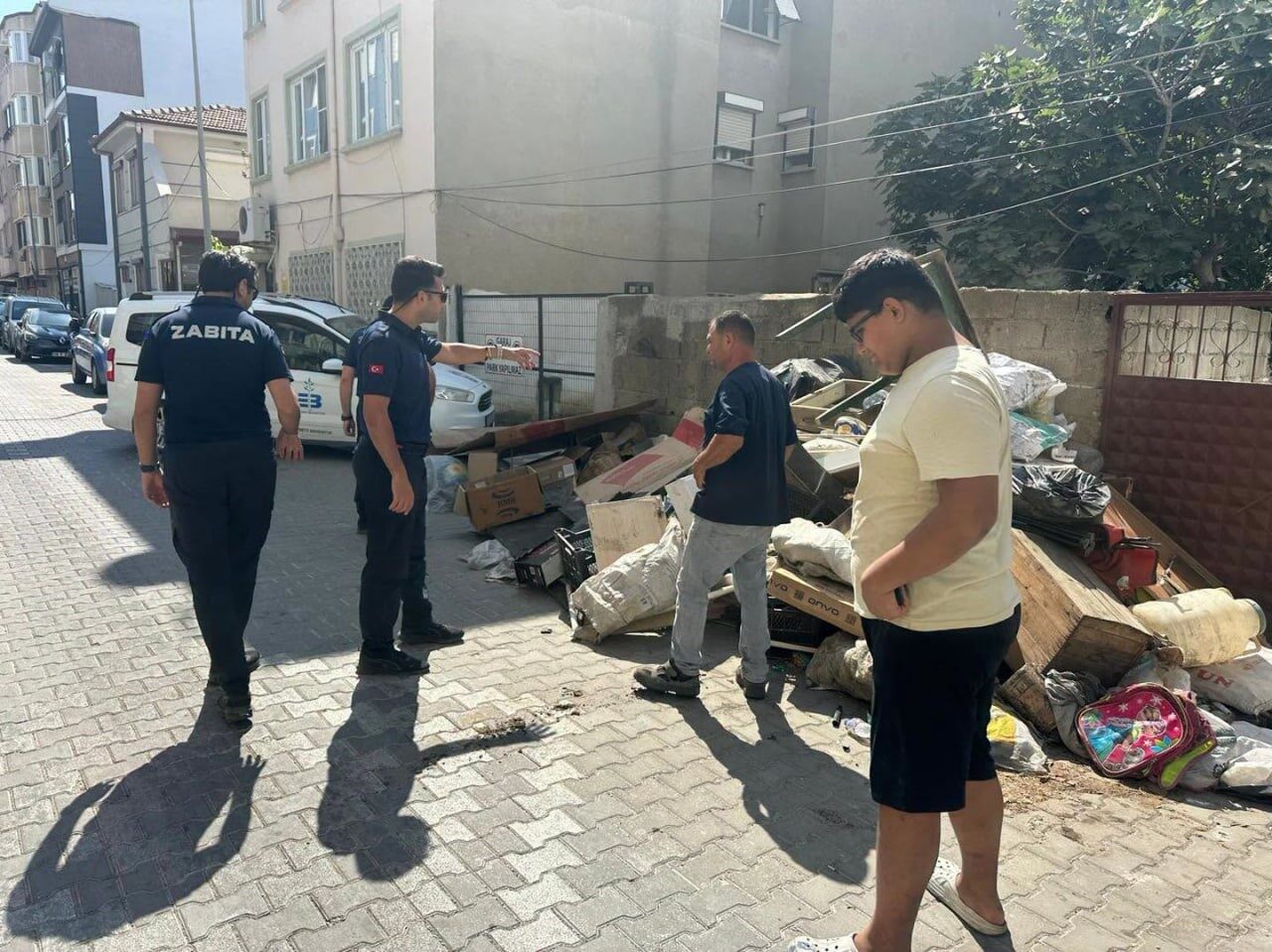 Edremit Belediyesi’nden kaçak döküme sıkı denetim 14 Bülten Medya -
