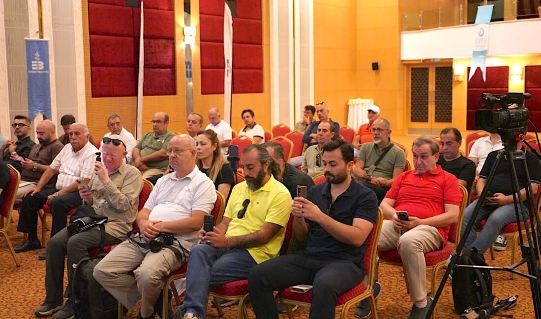 Edremit’te 16 Ağustos’tan 9 Eylül’e kültür ve sanat rüzgârı esecek Edremit Belediye Başkanı Mehmet Ertaş, 16 Ağustos-9 Eylül tarihleri arasında