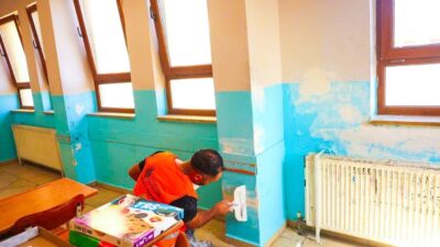 Ümraniye Belediyesi, yeni eğitim-öğretim yılı öncesinde ilçe genelindeki okullarda bakım,