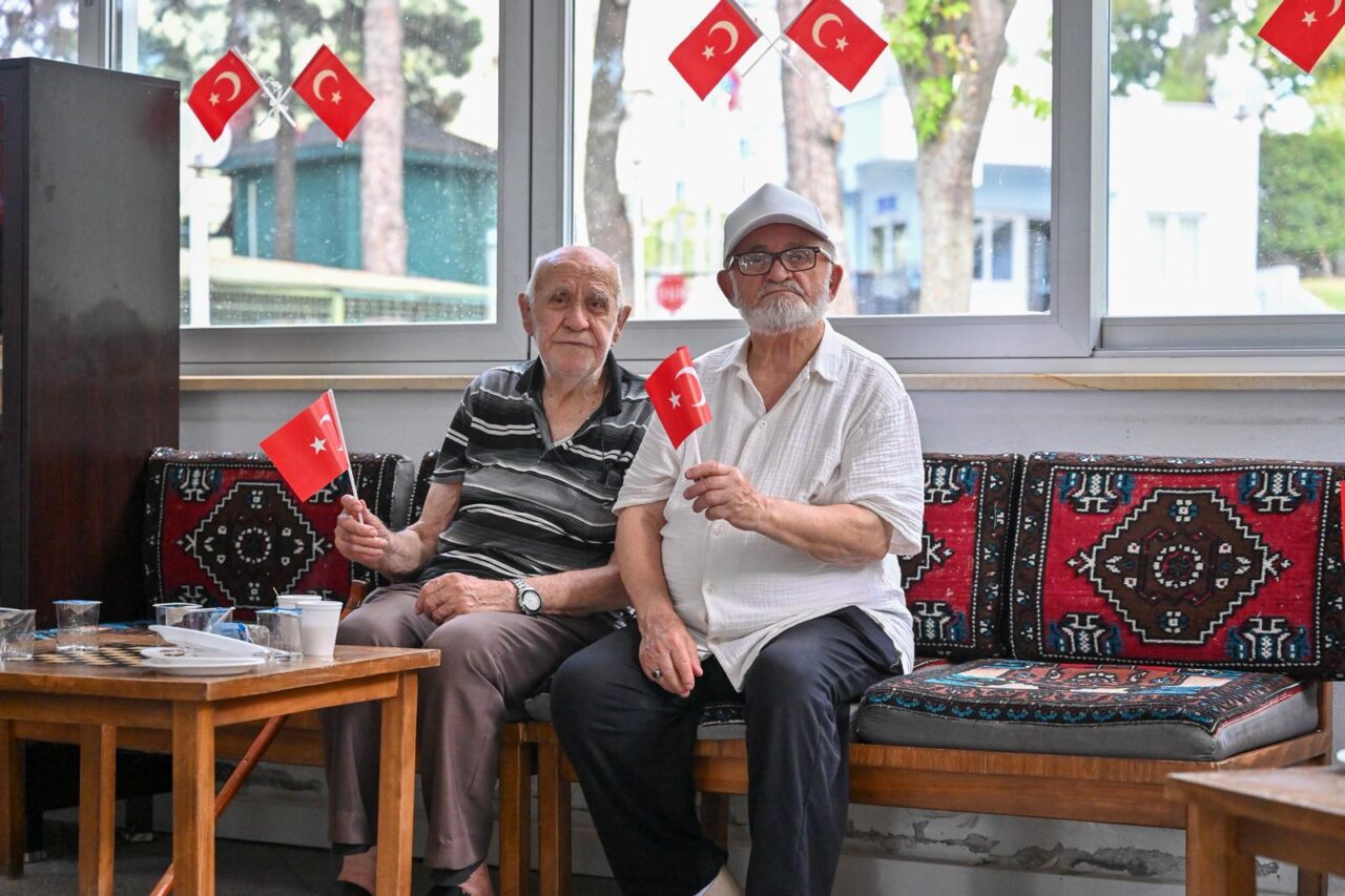 Huzurevinde Zafer coşkusu! 1 Bülten Medya -