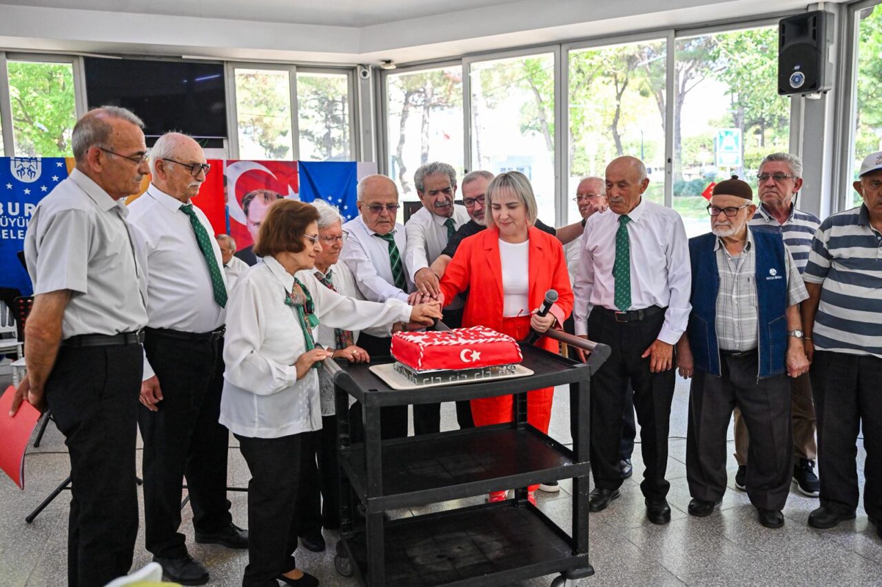 Huzurevinde Zafer coşkusu! 2 Bülten Medya -