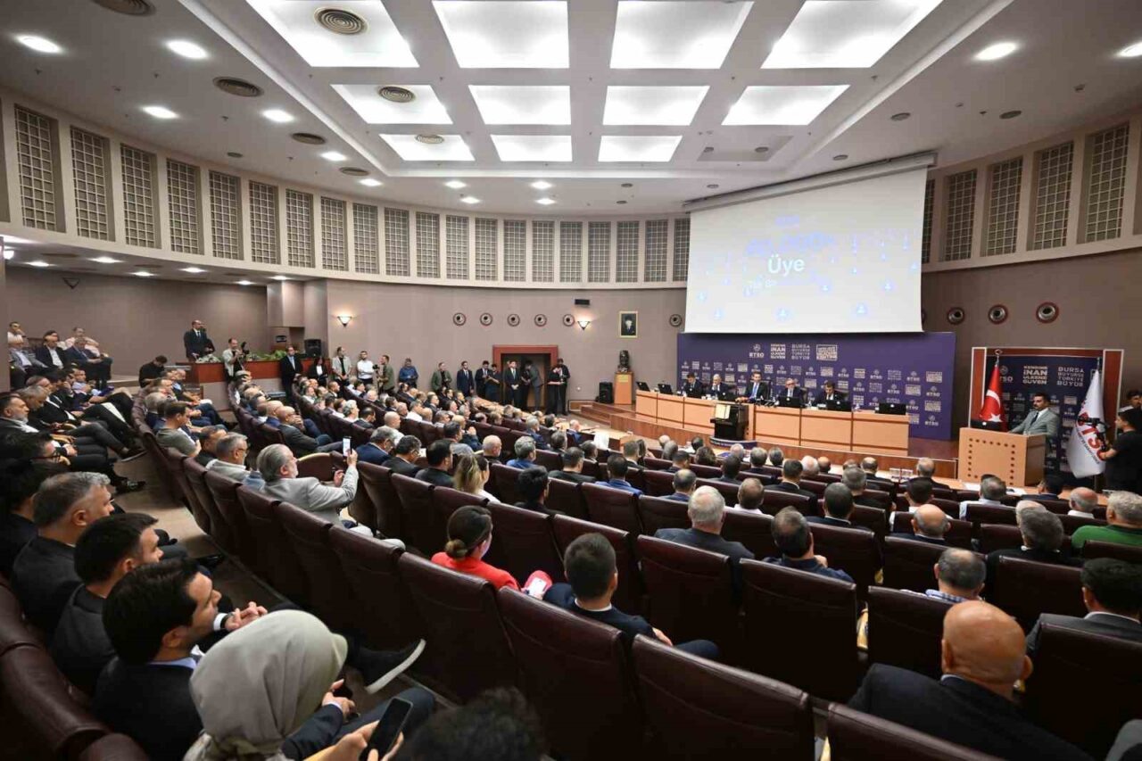 Enerji ve Tabii Kaynaklar Bakanı Alparslan Bayraktar BTSO Meclisinin konuğu oldu 18 Bülten Medya -