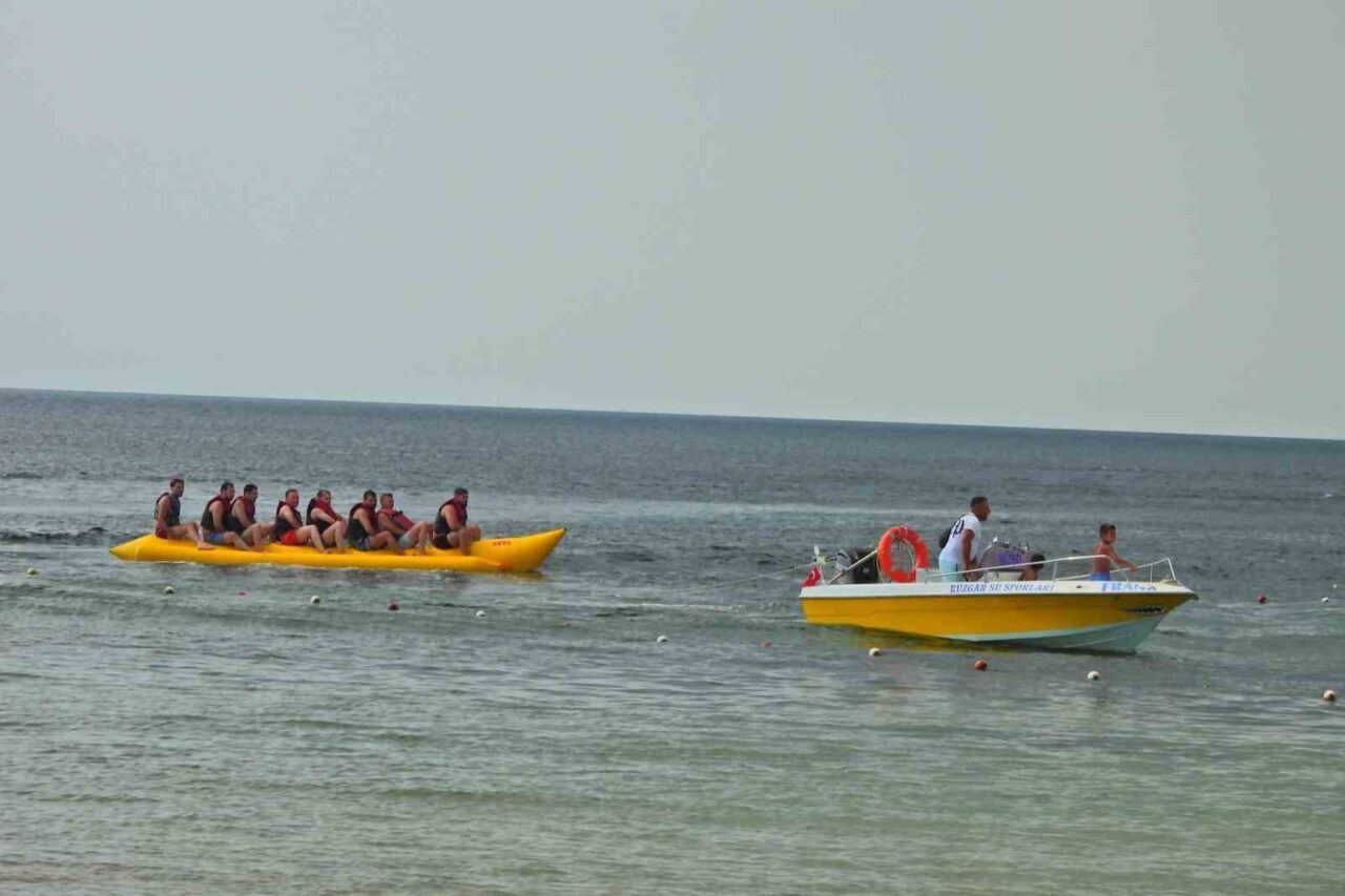 Erdek’te yaz turizmi hız kesmiyor, sahiller hafta sonu doluyor 7 Bülten Medya -
