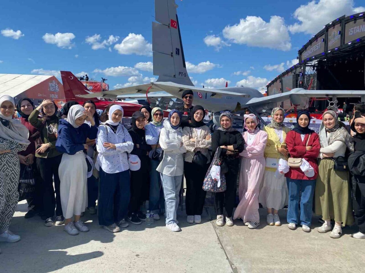 Esenyurt Belediyesi’nden gençlere TEKNOFEST Mavi Vatan gezisi 10 Bülten Medya -