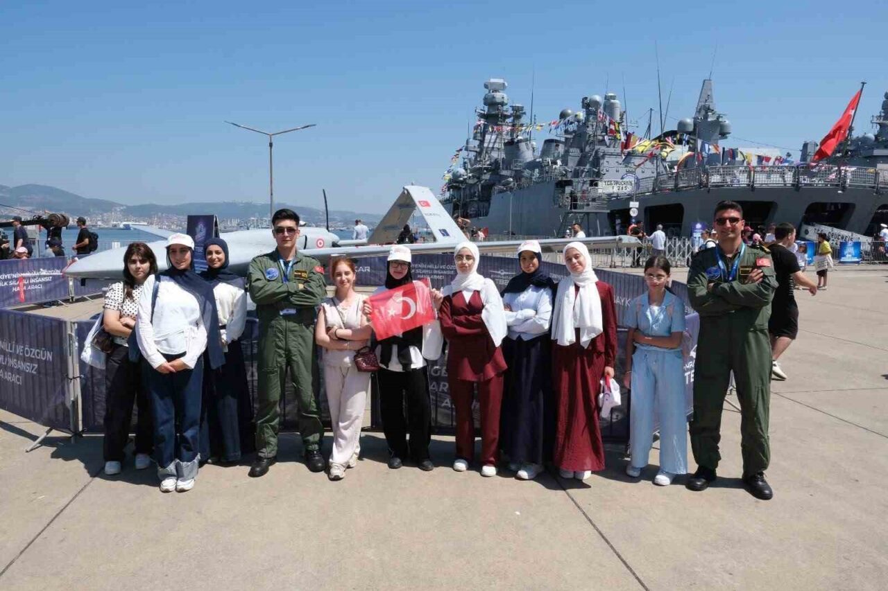 Esenyurt Belediyesi’nden gençlere TEKNOFEST Mavi Vatan gezisi 11 Bülten Medya -