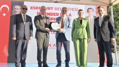 Esenyurt Belediyesi tarafından Akçaburgaz Mahallesi’ne kazandırılan İskender Pala Kütüphanesi ile