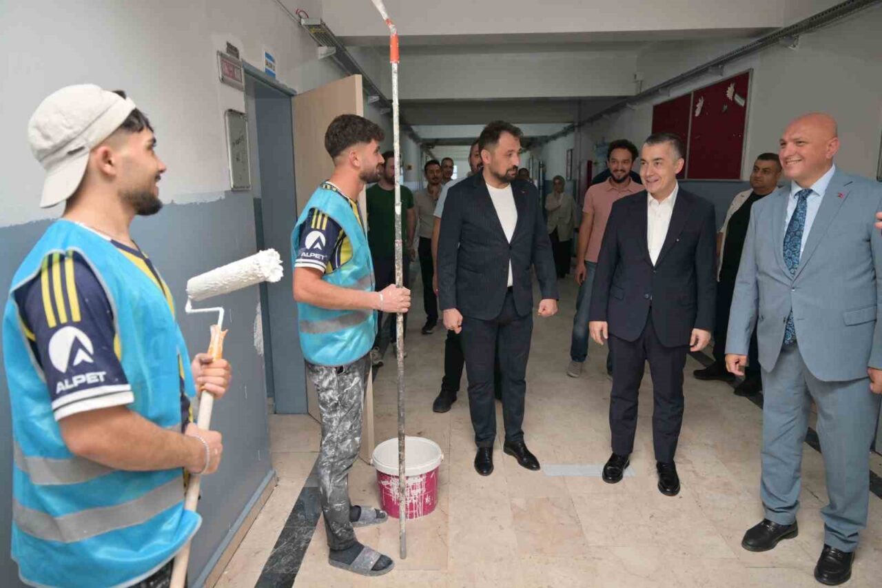 Esenyurt’ta okullar yeni eğitim öğretim dönemine hazırlanıyor 24 Bülten Medya -