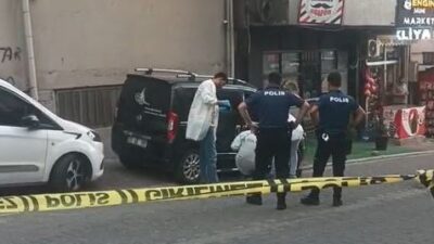 Esenyurt’ta aralarında husumet bulunan iki grup arasında silahlı ve sopalı
