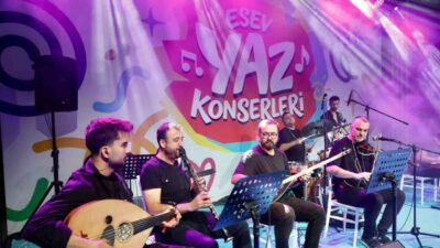 Esenler Belediyesi'nin düzenlediği ESEV Yaz Konserleri, halk müziğinden Karadeniz ezgilerine,