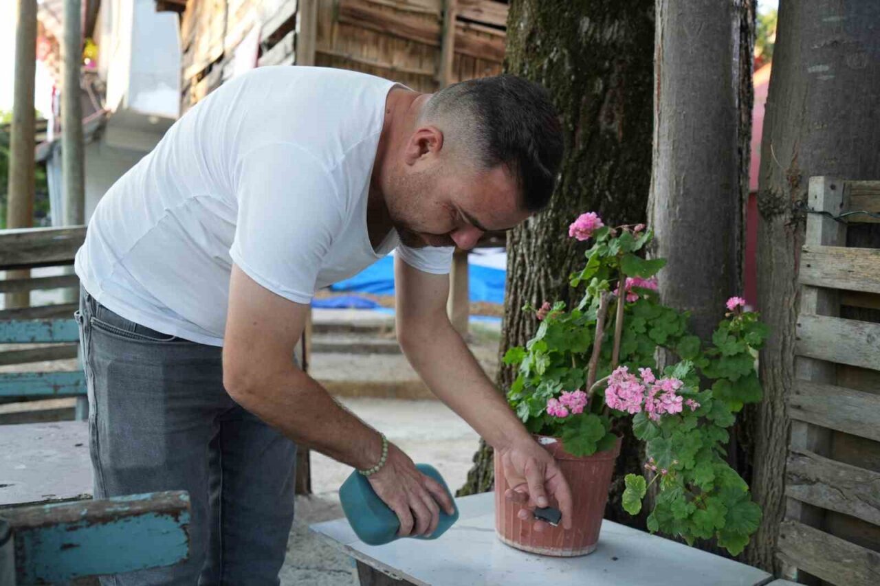 Evlerini mıknatısla temizliyorlar 22 Bülten Medya -