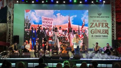 Fatih Belediyesi, “Bir Milletin Zafer Günleri” etkinliği çerçevesinde “Mevlid Kandili