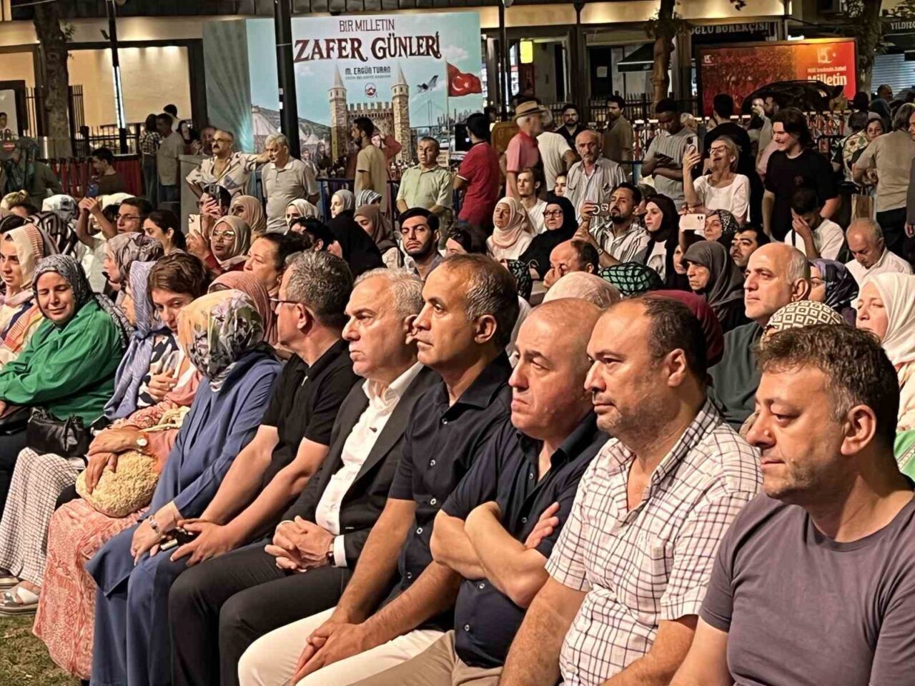 Fatih’te Mevlid Kandili programına yoğun ilgi 14 Bülten Medya -