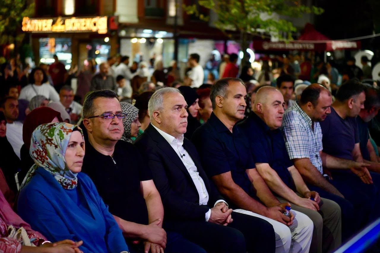Fatih’te Mevlid Kandili programına yoğun ilgi 29 Bülten Medya -