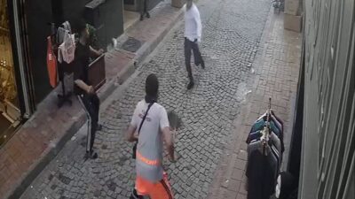 Fatih Beyazıt’ta tramvayda bir vatandaşın cep telefonunu çaldıktan sonra ara