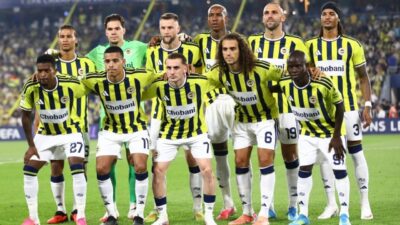 Fenerbahçe, UEFA Şampiyonlar Ligi Play-Off Turu rövanşında Lyon’a konuk olacak.