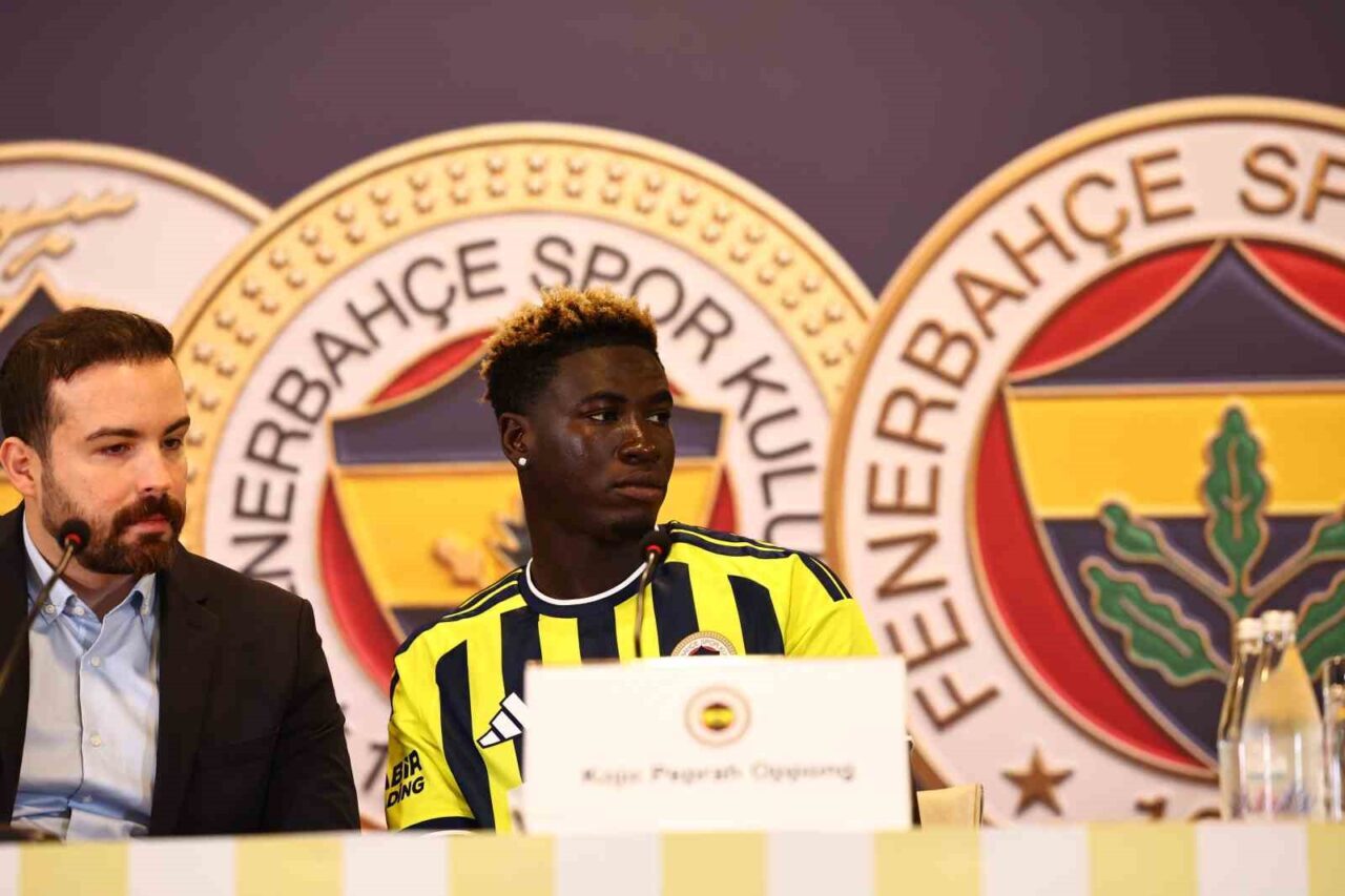 Fenerbahçe, Kojo Peprah Oppong için imza töreni düzenledi 22 Bülten Medya -