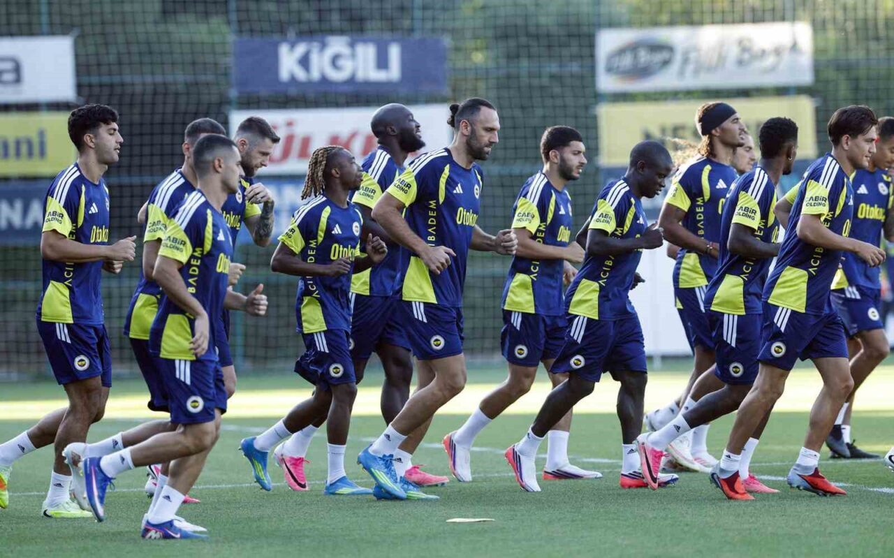 Fenerbahçe, Lyon maçının hazırlıklarını sürdürdü 15 Bülten Medya -