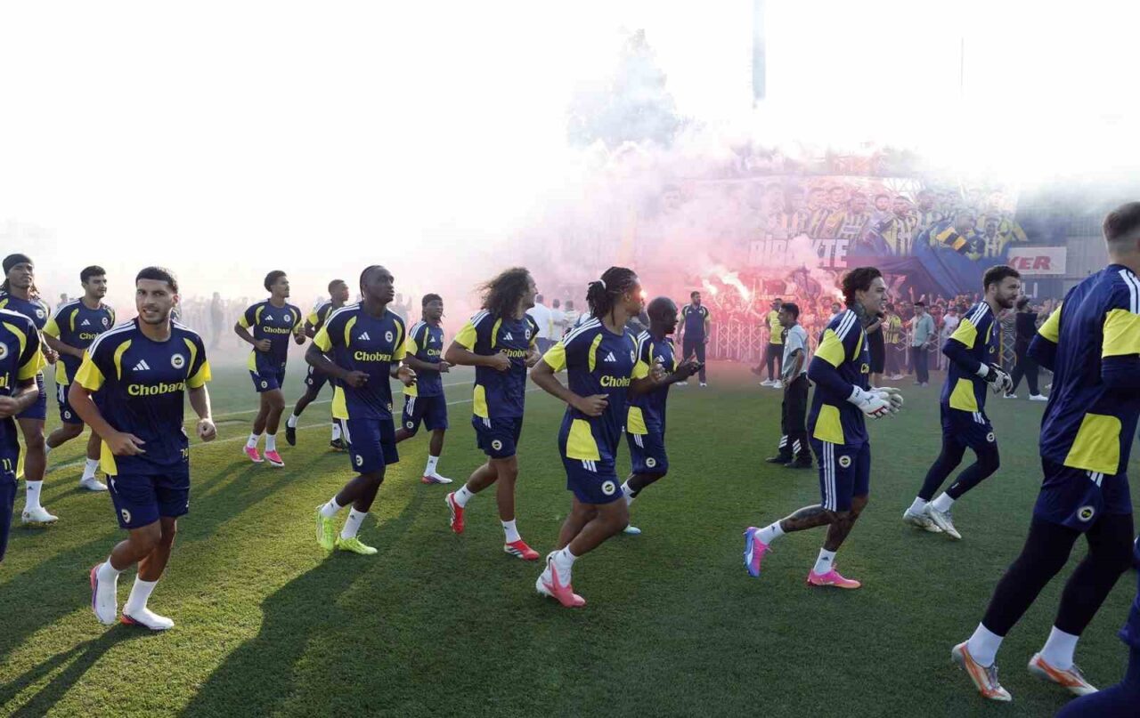 Fenerbahçe, UEFA Şampiyonlar Ligi 3. eleme turunda Sturm Graz ile