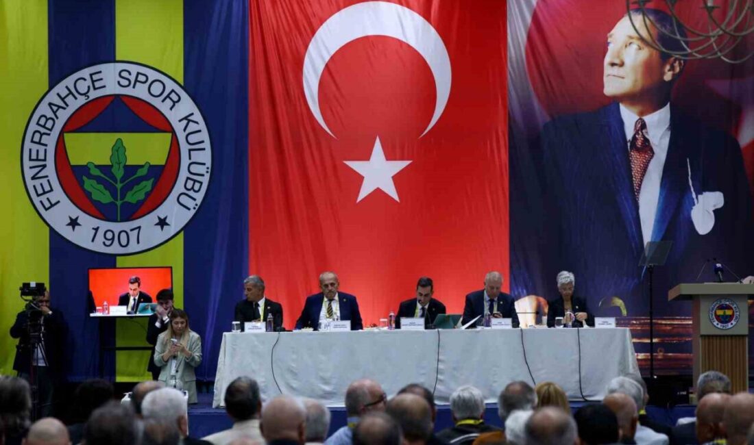 Fenerbahçe Yüksek Divan Kurulu Toplantısı başladı Fenerbahçe Yüksek Divan Kurulu Toplantısı başladı. Fenerbahçe Yüksek Divan Kurulu