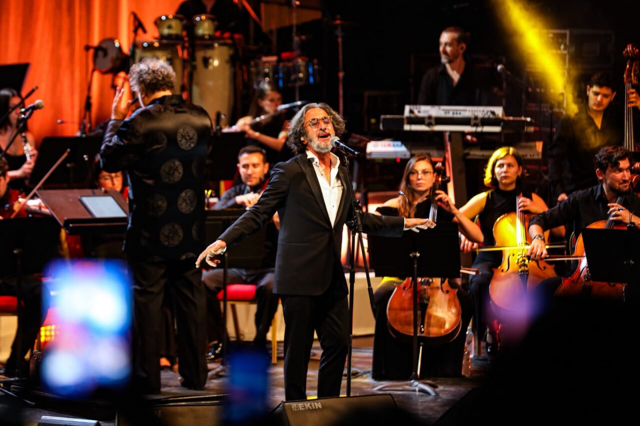64. Uluslararası Bursa Festivali’nde sahne alan Bursalı sanatçı Fettah Can,