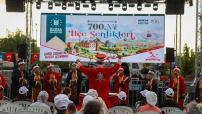 Bursa’nın fethinin 700. yılı kapsamında 17 ilçede düzenlenen şenlikler, 30