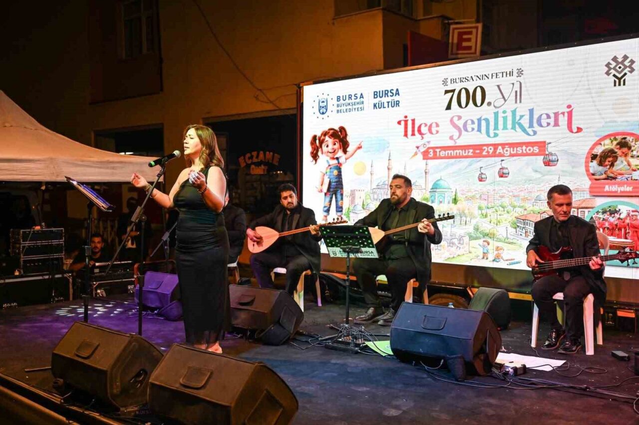 Bursa Büyükşehir Belediyesi'nin Bursa'nın Fethi'nin 700. yılı kapsamında düzenlediği ilçe
