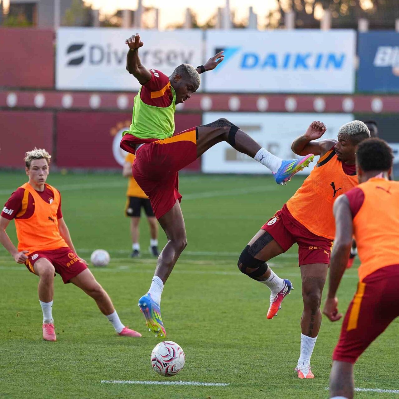 Galatasaray, Göztepe maçı hazırlıklarını sürdürdü 10 Bülten Medya -