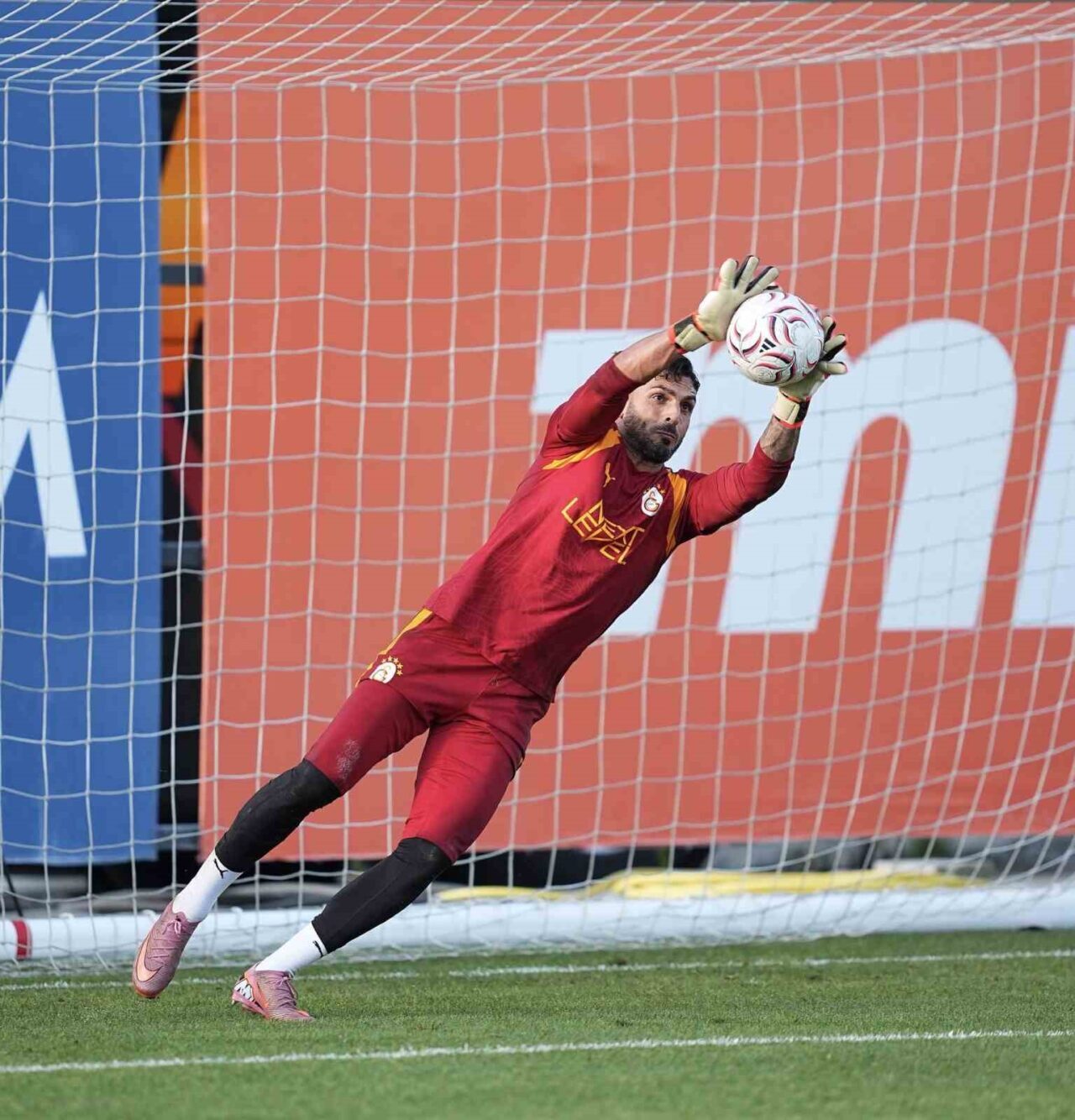 Galatasaray yeni sezon hazırlıklarına devam ediyor 28 Bülten Medya -