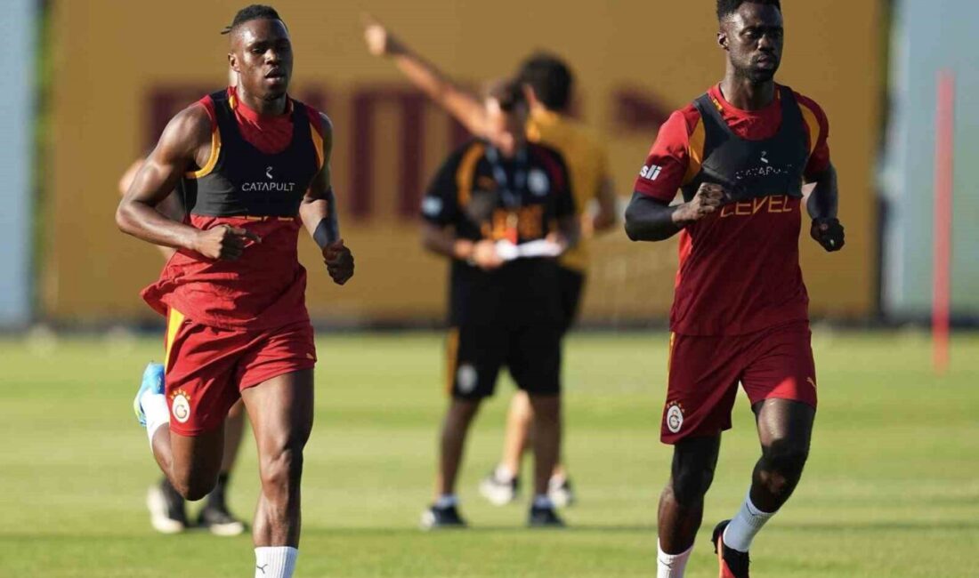 Galatasaray yeni sezon hazırlıklarına devam ediyor Galatasaray, yeni sezon hazırlıklarını bugün Kemerburgaz Metin Oktay Tesisleri’nde gerçekleştirdiği