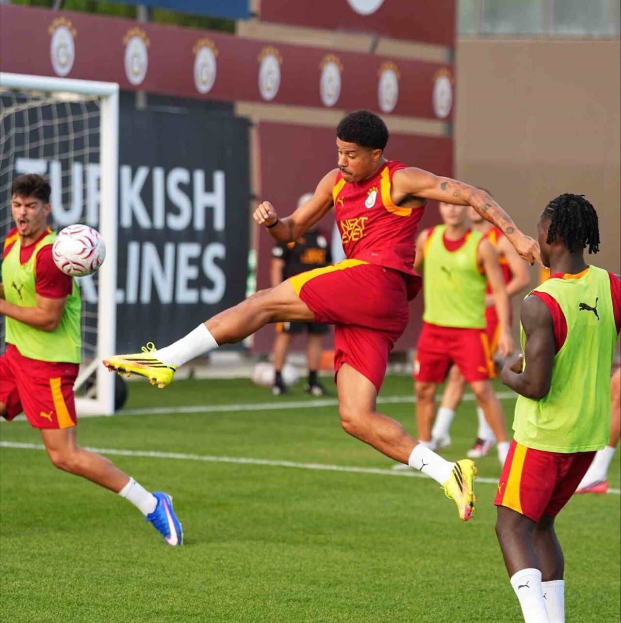 Galatasaray, yeni sezon hazırlıklarını sürdürdü 37 Bülten Medya -