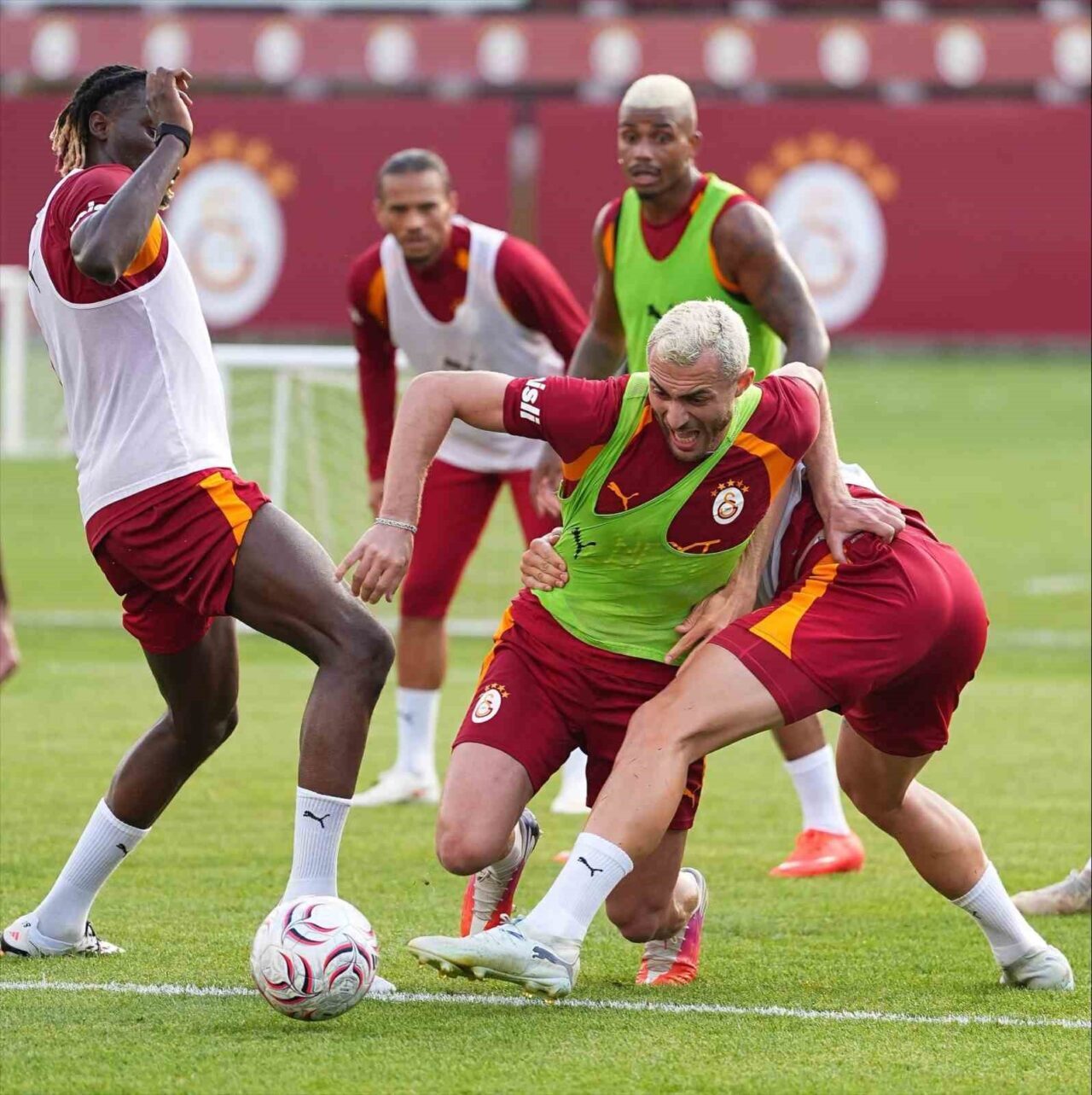 Galatasaray, yeni sezon hazırlıklarını sürdürdü 40 Bülten Medya -