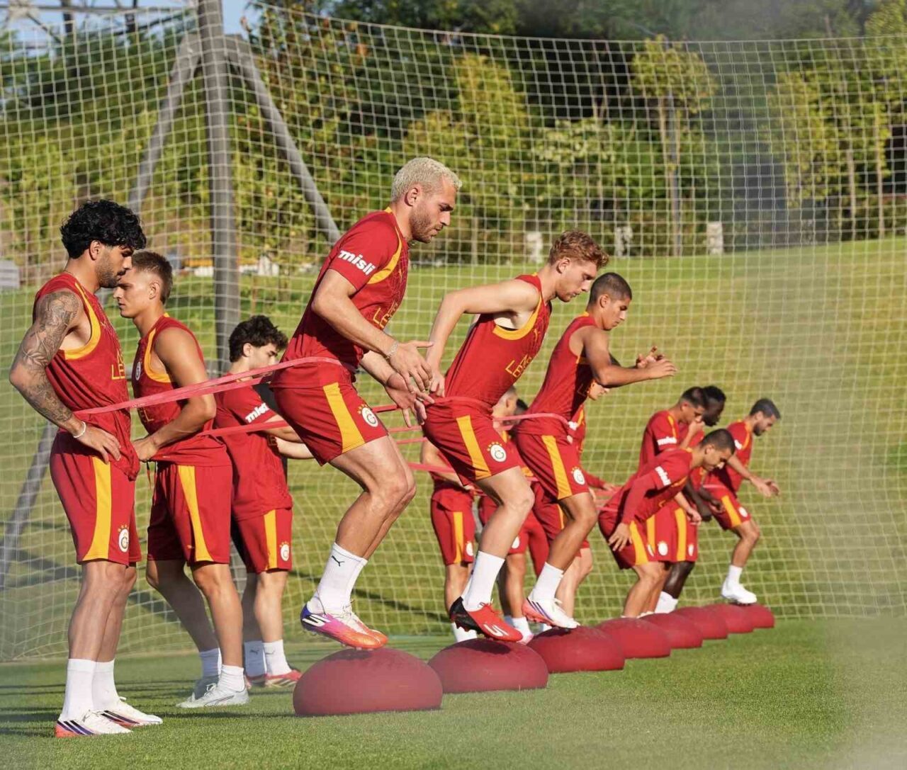 Galatasaray, yeni sezon hazırlıklarını sürdürdü 34 Bülten Medya -