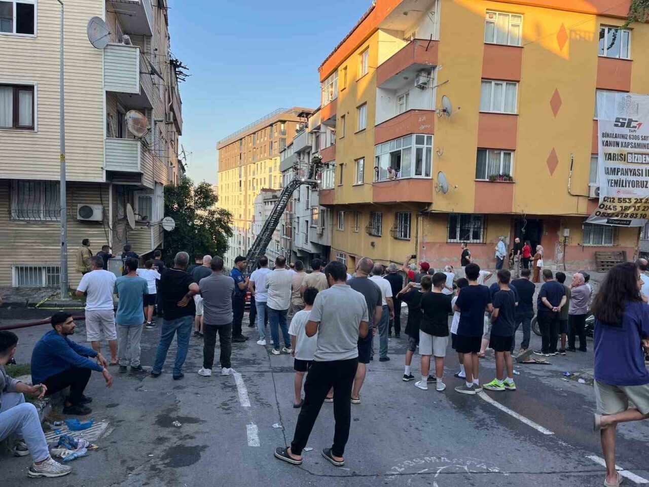Gaziosmanpaşa’da çatı katında yangın: 1 ölü 11 Bülten Medya -