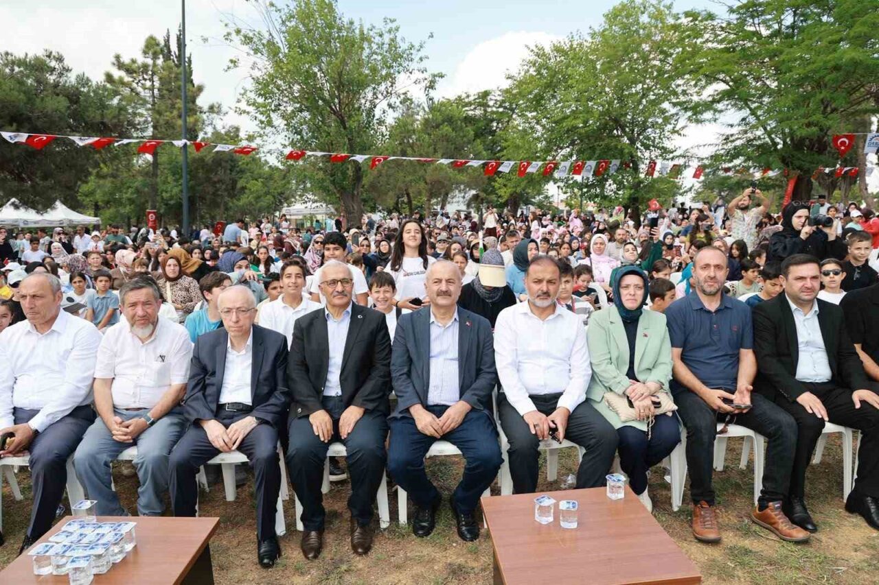 Gebze’de 13 bin 500 öğrencinin eğitim aldığı yaz okulları sona erdi 7 Bülten Medya -