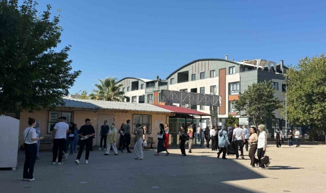 Gemlik ve Orhangazi adliyelerine alınacak 11 zabıt kâtibi için uygulama sınavı yapıldı Gemlik ve Orhangazi adliyelerinde görevlendirilmek üzere alınacak 11 zabıt kâtibi